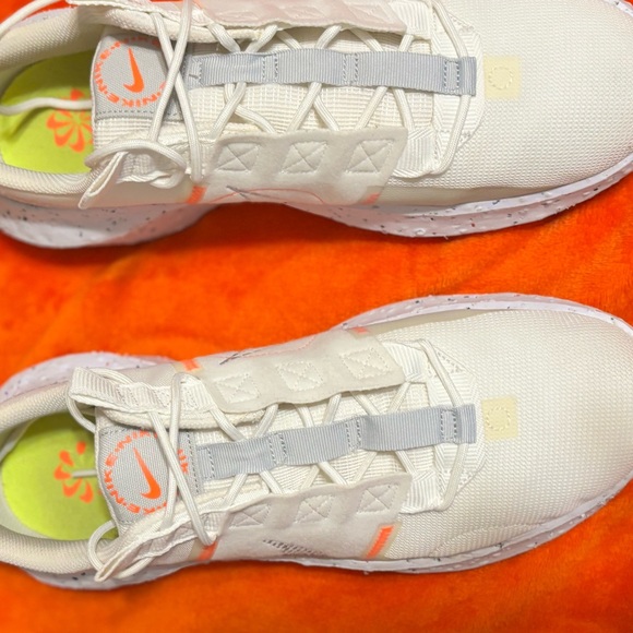 NEW Nike Crater Impact SE Men's Sneakers White/Sunkist Orange DEADSTOCK - Sz 13 - Picture 9 of 16